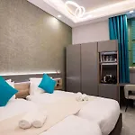 Bed & Breakfast Howard House 4*