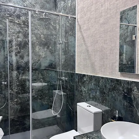 Howard House Couette-café 4*