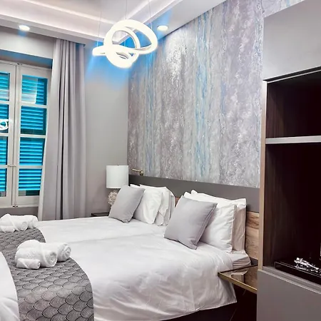 Howard House Bed and Breakfast Μντίνα