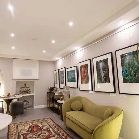 Howard House 4* イムディーナ