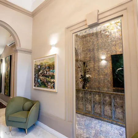 Howard House Bed and Breakfast 4*