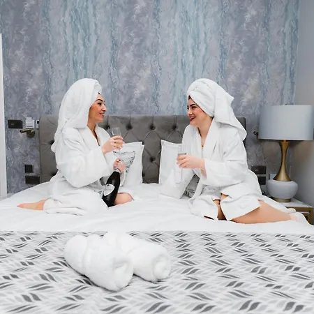 ベッド・アンド・ブレックファスト Howard House 4*