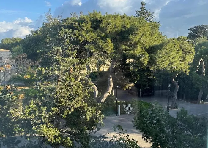 Howard House Отель типа 